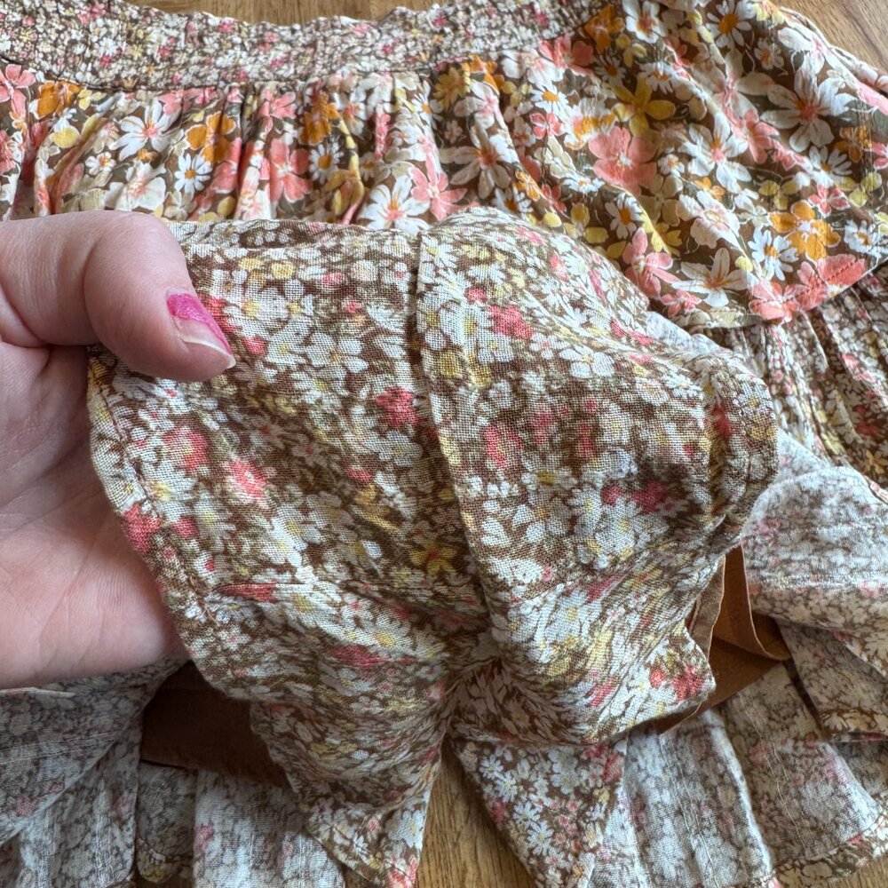 American Eagle Floral Flowy Shorts Tiered Size Large NWT - Picture 3 of 8